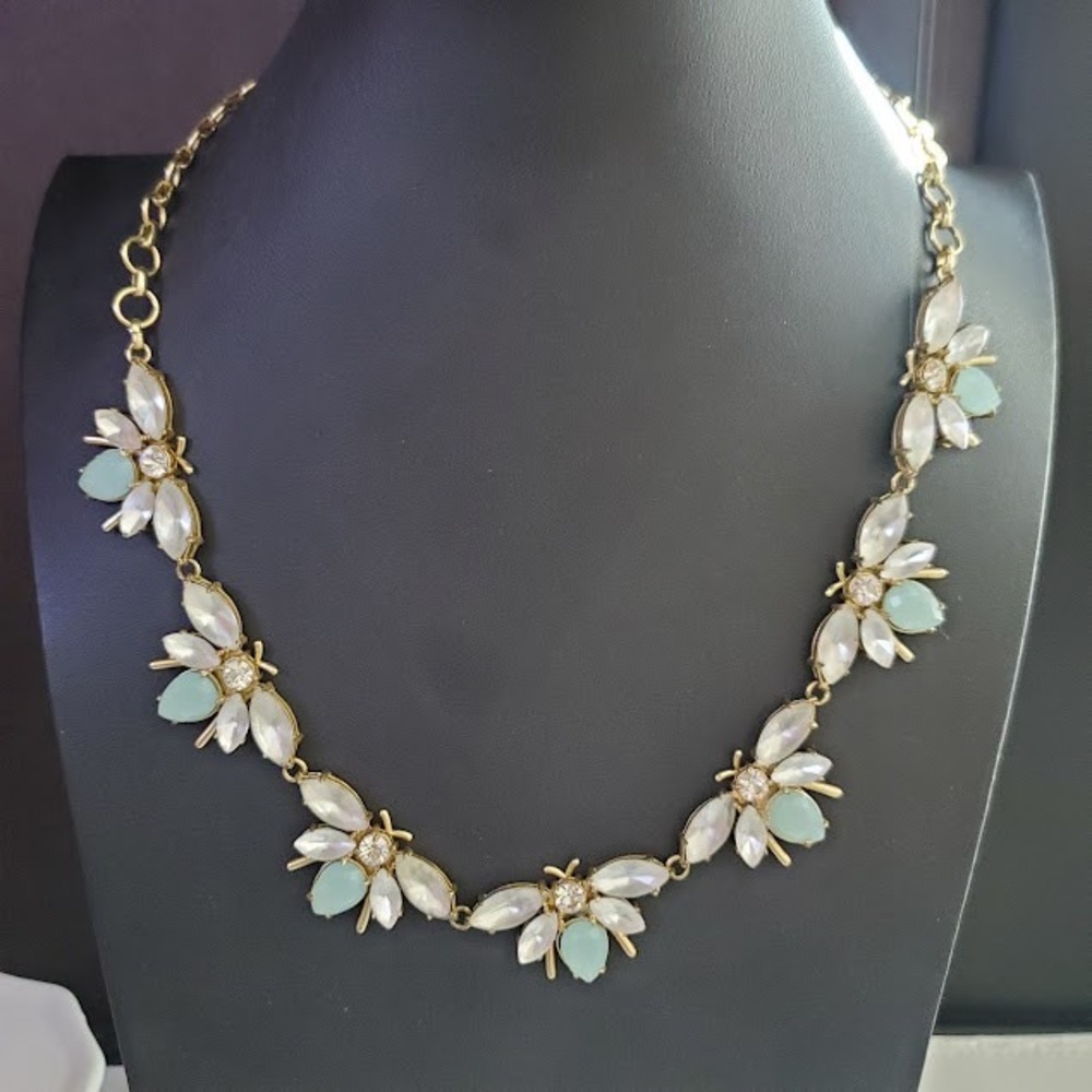 Spartina 449 Gold Plate Statement Necklace White Mint Green Crystal Accent